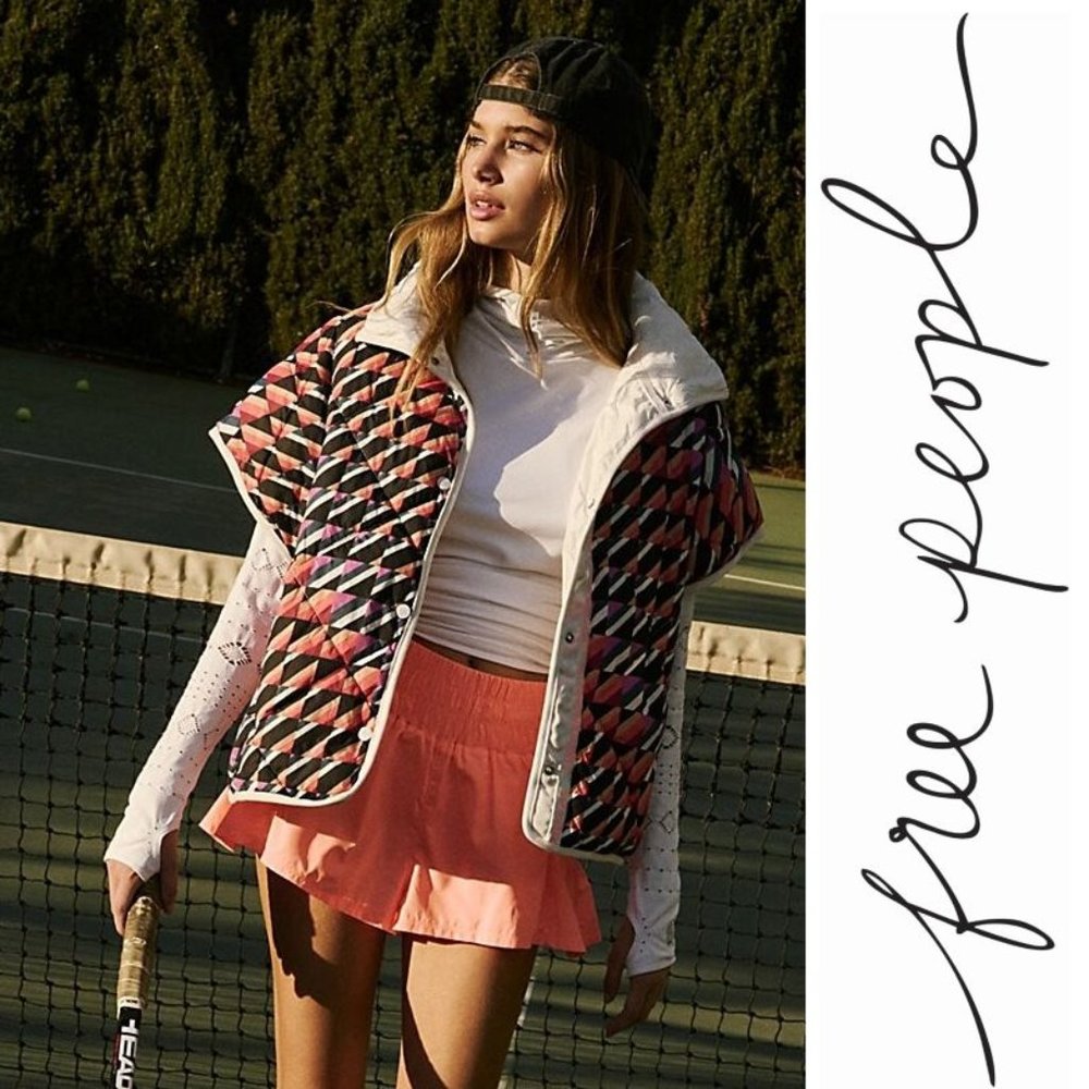 FREE PEOPLE Movement Chill Out Print Packable Puffer Poncho Scarf Vest O/S NEW